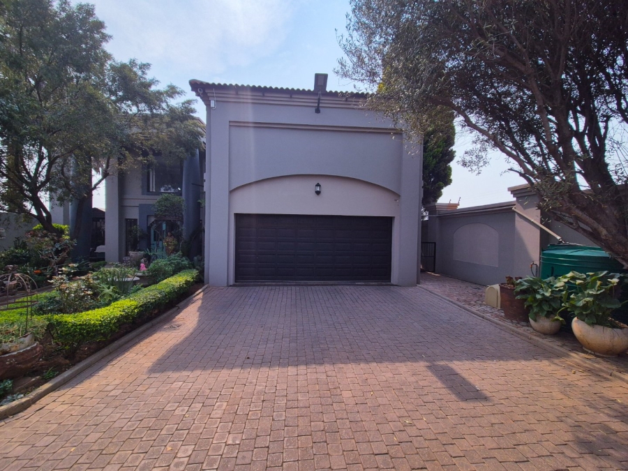 5 Bedroom Property for Sale in Maraldi Estate Free State